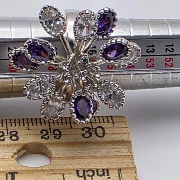 Vintage Rhodium Plated Flower Burst Cocktail Ring 8 Purple & Clear Rhinestones - Picture 9 of 9